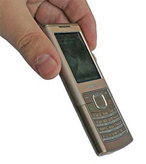 گوشی GSM UMTS نوکیا ۶۵۰۰ کلاسیک