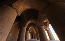 معماری ایرانی تاریخانه دامغان