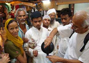 رمضان سفره ای برای هندو و مسلمان