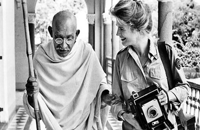 مهاتما گاندی کودک گیج, قهرمان جهانی