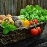 فوائد مصرف میوه و سبزی برای سلامت پاها را میدانید؟