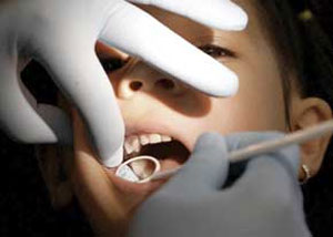 مراقبت از دندان کودک؛ چرا و چگونه؟