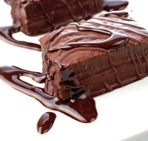 چگونه با کیک شکلاتی سبک‌تر شویم؟