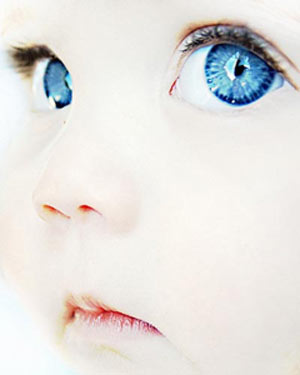 از لحاظ هوش چشم آبی‌ها باهوشترند