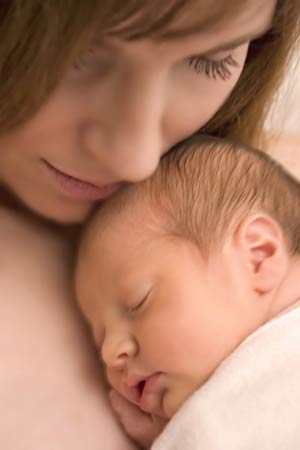 پیشگیری از کمردرد مادران بچه‌دار