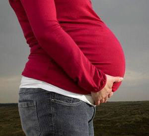 خطر‌های سفر در بارداری