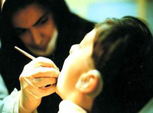 کودک در مطب دندانپزشکی