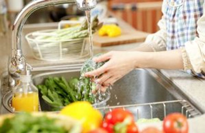 4 مرحله مهم در شستن سبزیجات