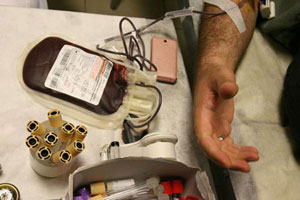 اهدای خون، کم از روزه‌داری نیست