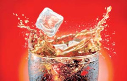 مصرف نوشیدنی  گازدار علایم بیماری‌ها را تشدید می‌کند