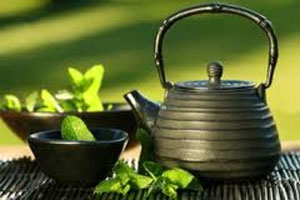 ۹ دلیل برای نوشیدن چای سبز