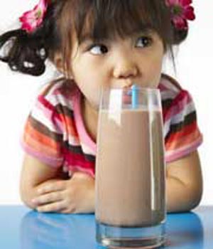حقایقی درباره شیرکاکائو و شیرهای طعم دار
