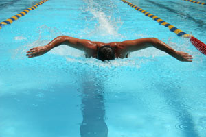 شنا بهترین ورزش برای کاهش وزن است
