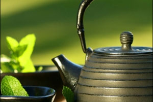 ۱۱ فایدۀ چای سبز