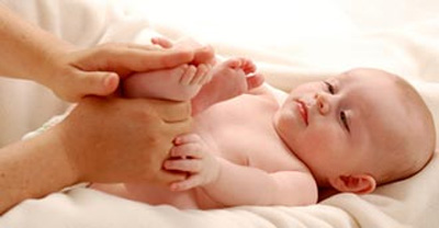 اهمیت ماساژ برای نوزادان