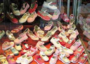 چه کفشی برای کودک بخریم؟