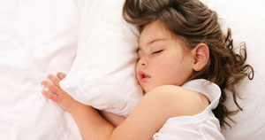 چند روش پیشنهادی برای تنها خوابیدن کودک