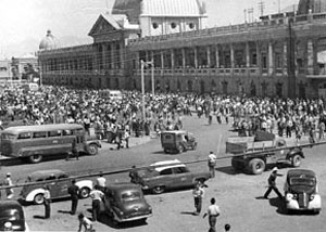 اولین تظاهرات در تهران قدیم