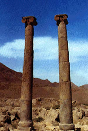 ستونهای سنگی  خورهه محلات استان مرکزی