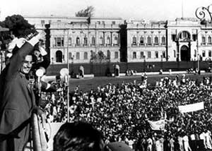 ۲۶ ژوییه سال ۱۹۵۶ میلادی ـ عبدالناصر کانال سوئز ملی را کرد