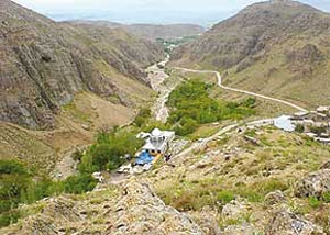 روستایی‌ در ‌دل‌ داستان