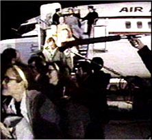 ۱ بهمن۱۳۵۹ ـ رهایی گروگانها و دکترین خطرآفرین جیمی کارتر