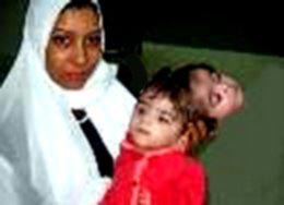 ۱۹ فوریه ۲۰۰۵ ـ دختر دو کله مصری