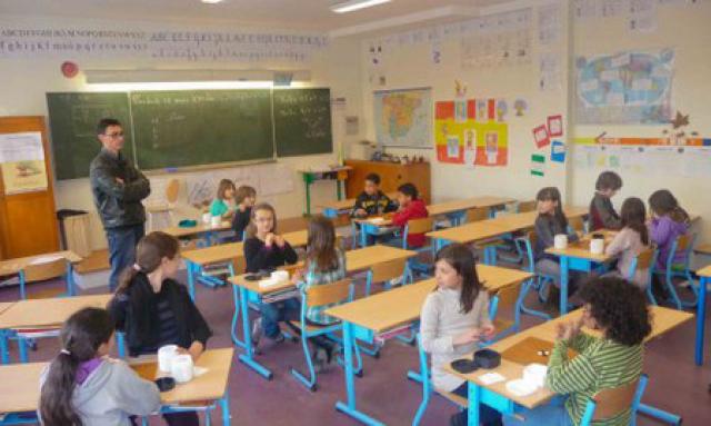 
      فرانسه : یک نظام آموزشی غرق شده در تضاد های خود