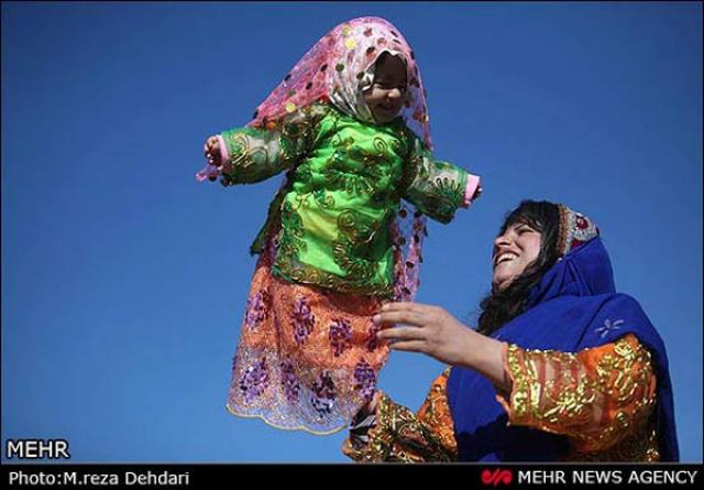 
      تغییرات نسلی سبک زندگی روستایی: مطالعه ای میدانی در میان عشایر بختیاری