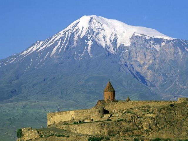 
      جنبه های فرهنگی و اجتماعی بازگرداندن اجباریِ نسل جوان ارمنی های ایران به جمهوری ارمنستان(1)