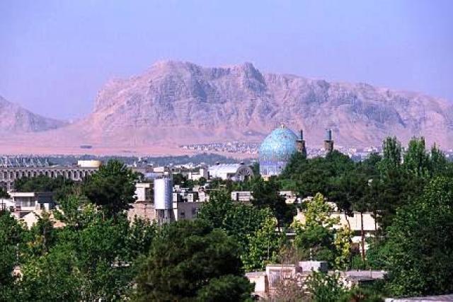 
      شهر و انسان ایرانی
