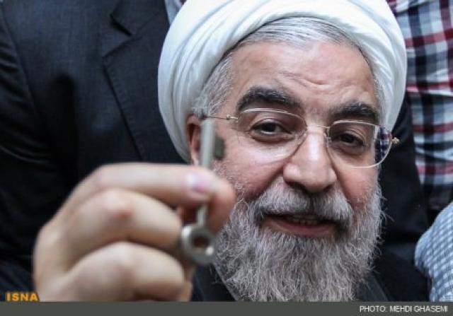 
      آقای روحانی! ایران قهرمان نمی خواهد
