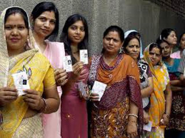 
      هند،غولی در برابر صندوق رای: امید های «آدم عادی» (لوموند دیپلماتیک: مه 2014)
