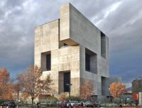 
      آلخاندرو آراونا، معمار برگزیده سال:رابین هود اتاقک های قوطی شکل     
