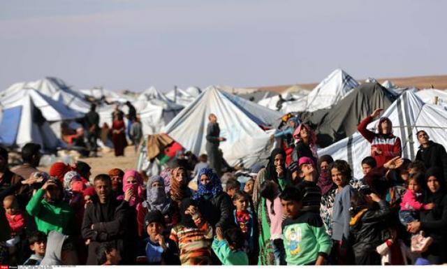 
      بیش از پانزده هزار پناهجو،گرفتار در مرز سوریه-اردن