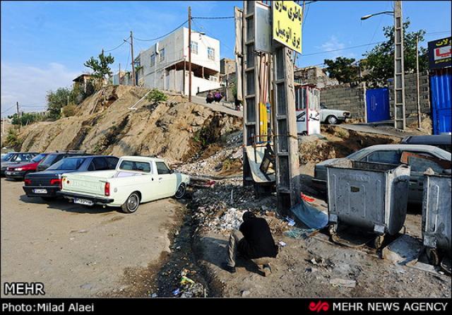 
      حاشیه نشینی, مطالعه موردی محله چاله حسینی در فرحزاد تهران