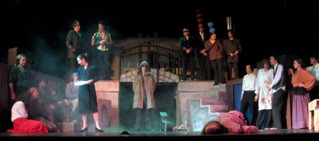 
      تحلیلی از نمایشنامه "شهربندان" آلبر کامو، نمایش های مورالیته و اخلاقیات    