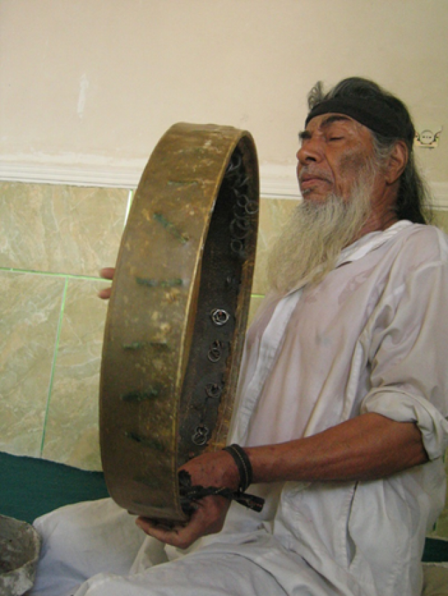 
      بابا غلام مارگیری، روایتی که برای همیشه در خواب رفت
