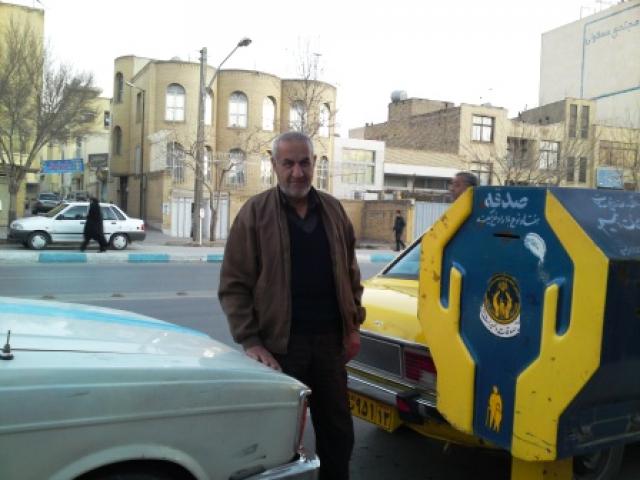 
      گفتگو با آقای محمد علی قاراخانی، راننده خط ویژه‌ی شریعتی ـ رودکی، اصفهان