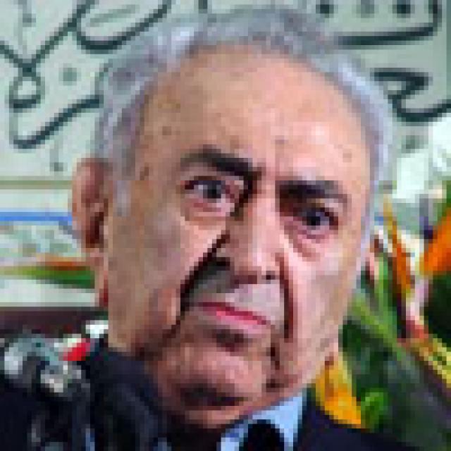
      محمد بهمن بیگی در گذشت