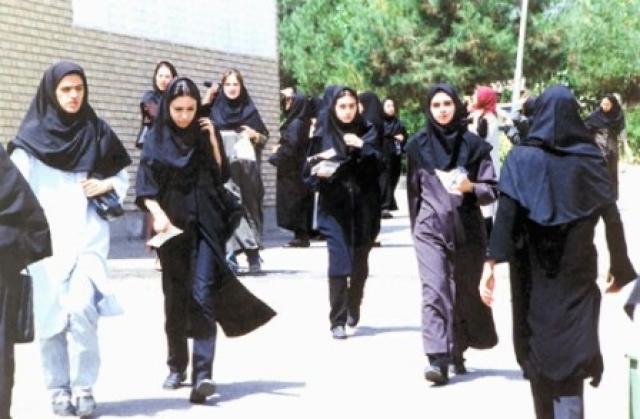 
      عدم همبستگی اجتماعی در زنان بوشهر