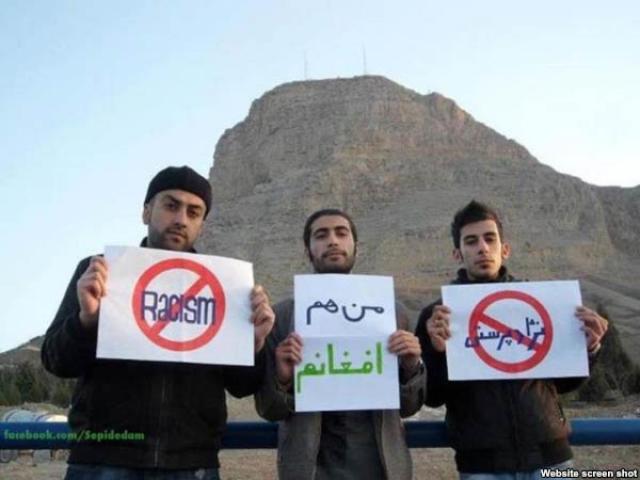 
      افغان‎ستیزی، نشانه ضعف فرهنگی است! 'گفتگوی امیر هاشمی مقدم با روزنامه قانون