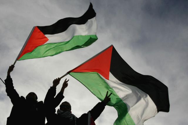 
      اعتراضی بی اعتقاد به اشغال فلسطین: شکست اتحادیه اروپا در فلسطین (لوموند دیپلماتیک: نوامبر 2013)