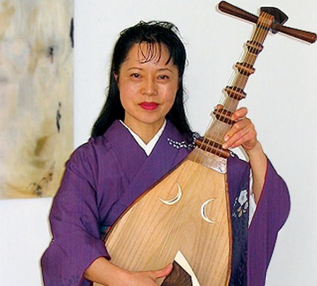 
      « بیوا»یا بربط یکی از ارمغانهای‏ فرهنگی ایران به ژاپن