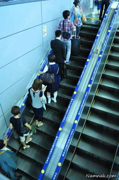 ژاپنی  ها و قاعده ای نانوشته در استفاده از پله برقی