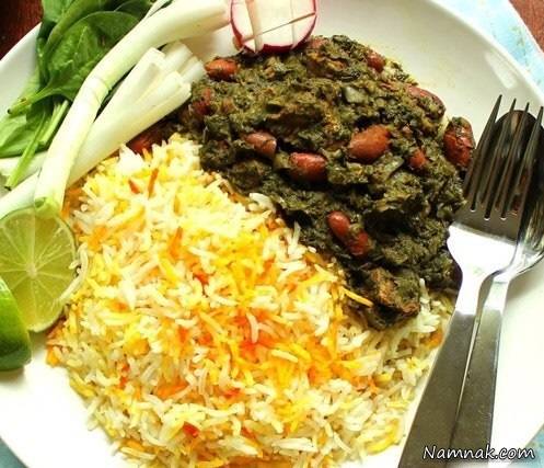 طرز تهیه قورمه سبزی با سبزی خشک