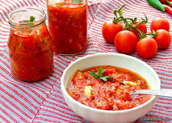 سس گوجه فرنگی | طرز تهیه سس گوجه فرنگی با سیر و پیاز