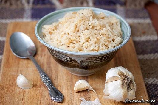 برنج سرخ شده | طرز تهیه برنج سرخ شده با طعم سیر