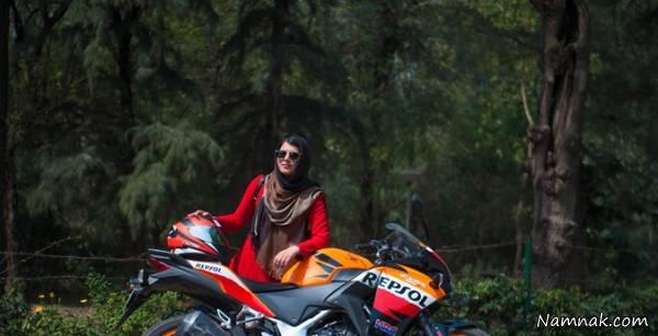 موتورسواری جنجالی یک دختر با حجاب در خیابان ها+عکس