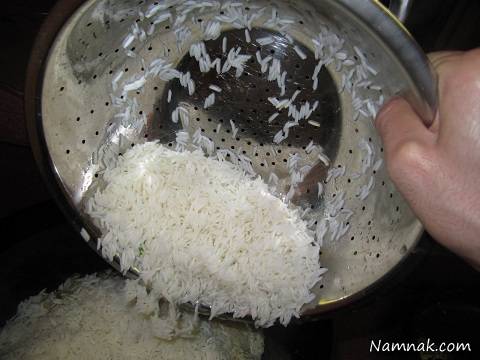 آیا با آبکش کردن نشاسته برنج آن از بین میرود؟
